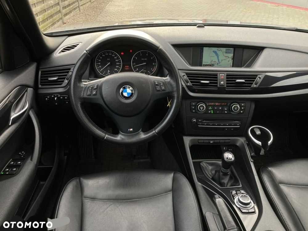 BMW iX1 - 4