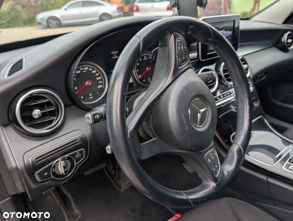Mercedes-Benz Klasa C 180 7G-TRONIC - 12