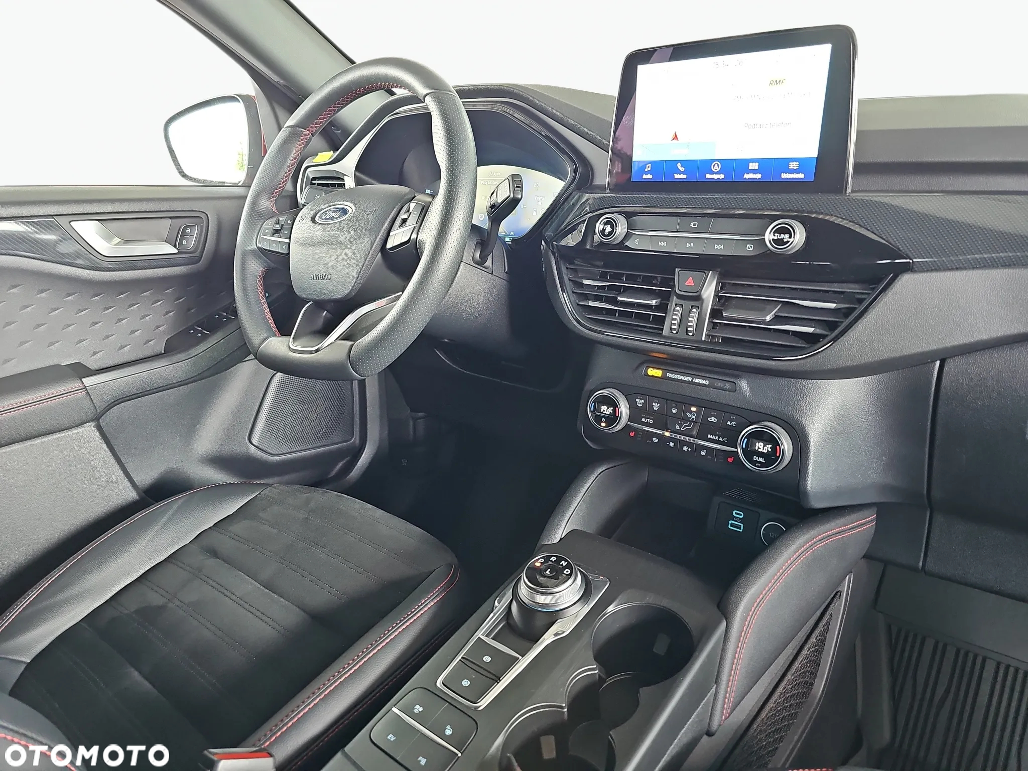 Ford Kuga 2.5P PHEV FWD ST-Line X - 19