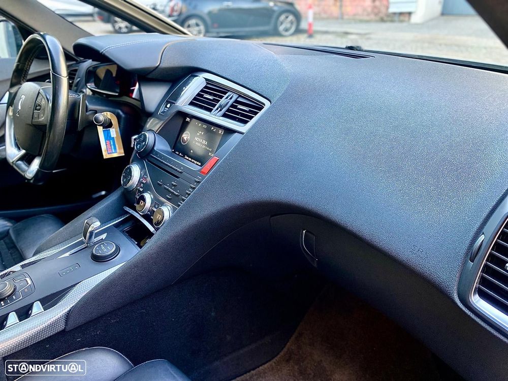 Citroën DS5 2.0 HDi Hybrid4 So Chic CMP6 - 35