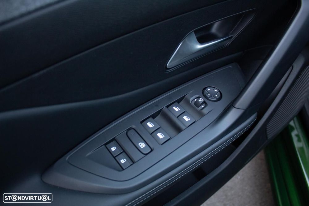 Peugeot 308 1.2 PureTech Allure - 13