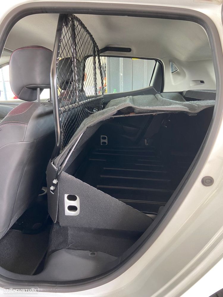 Renault Clio - 26