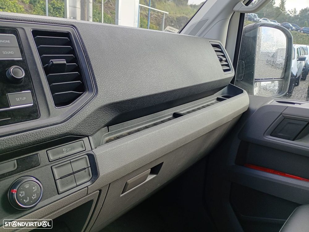 VW Crafter 50 2.0 TDI CD L3 Plataforma - 24