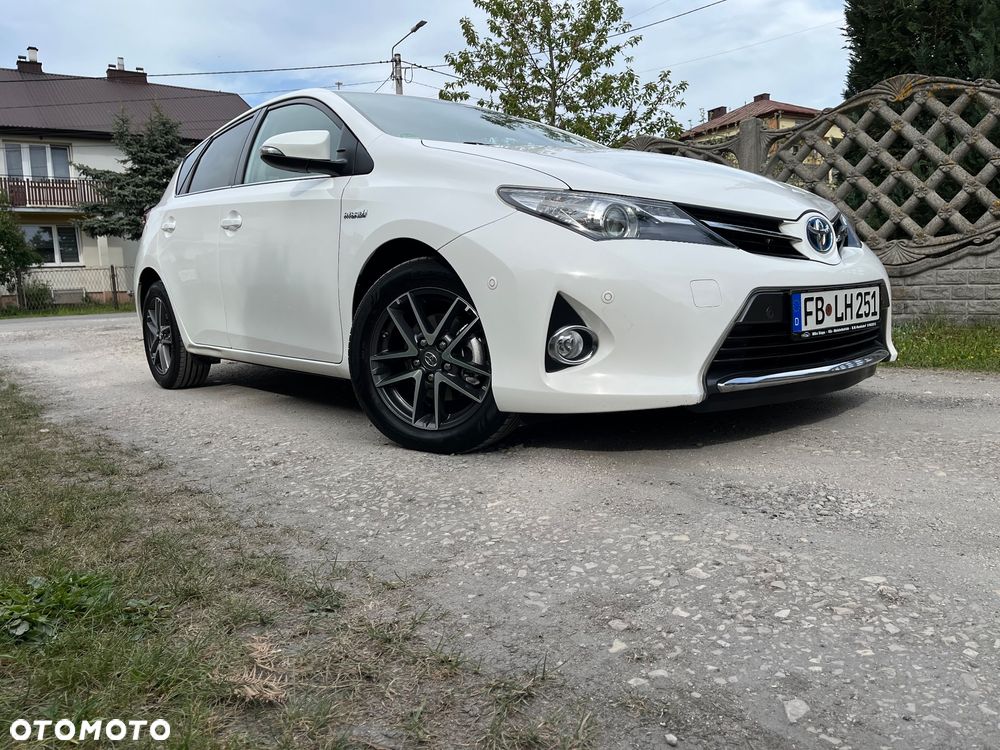 Toyota Auris 1.8 VVT-i Automatik START Edition - 9