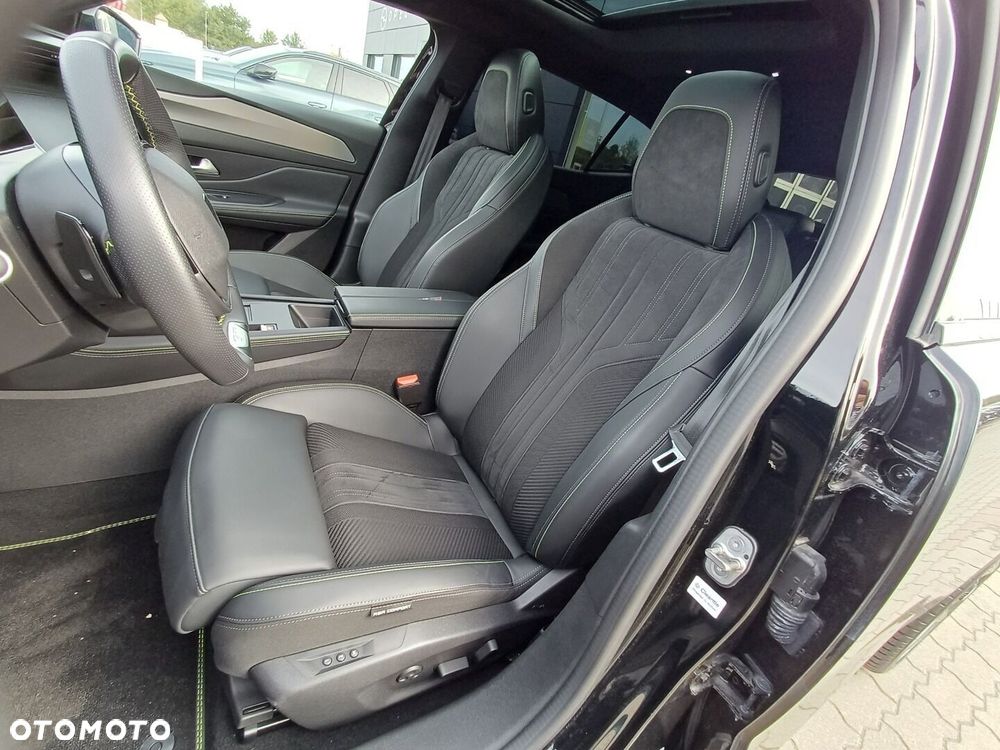 Peugeot 408 - 14