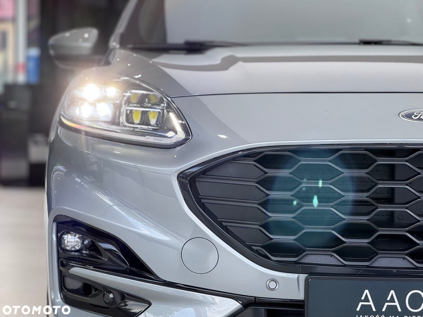 Ford Kuga - 40