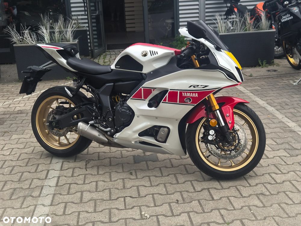 Yamaha R7 - 6