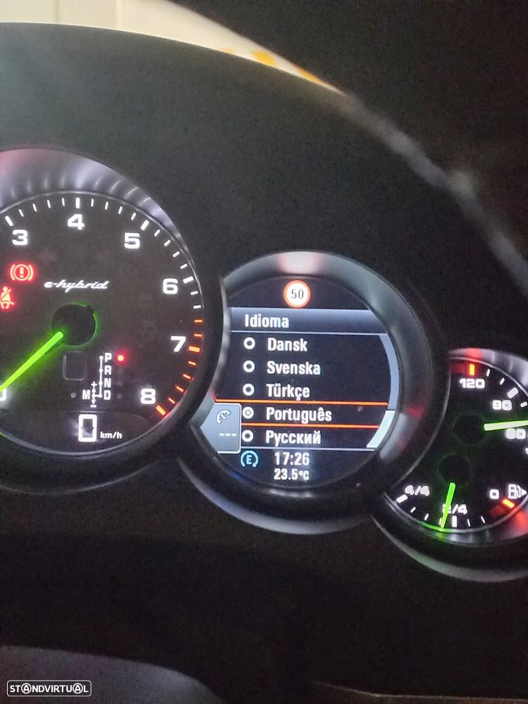 Porsche Cayenne S Hybrid - 8