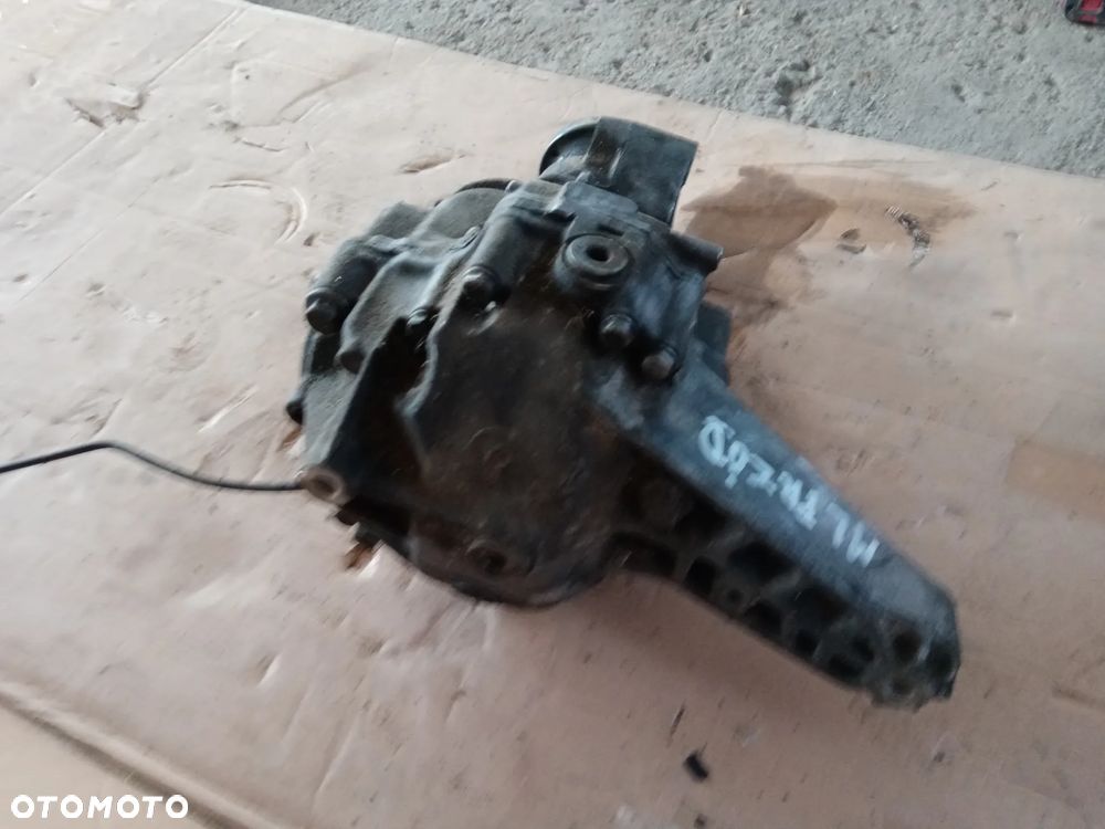 Most Dyfer przod Mercedes W163 4460-310-010 - 4