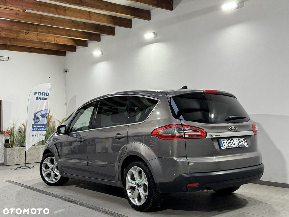 Ford S-Max 2.0 TDCi DPF Titanium - 12