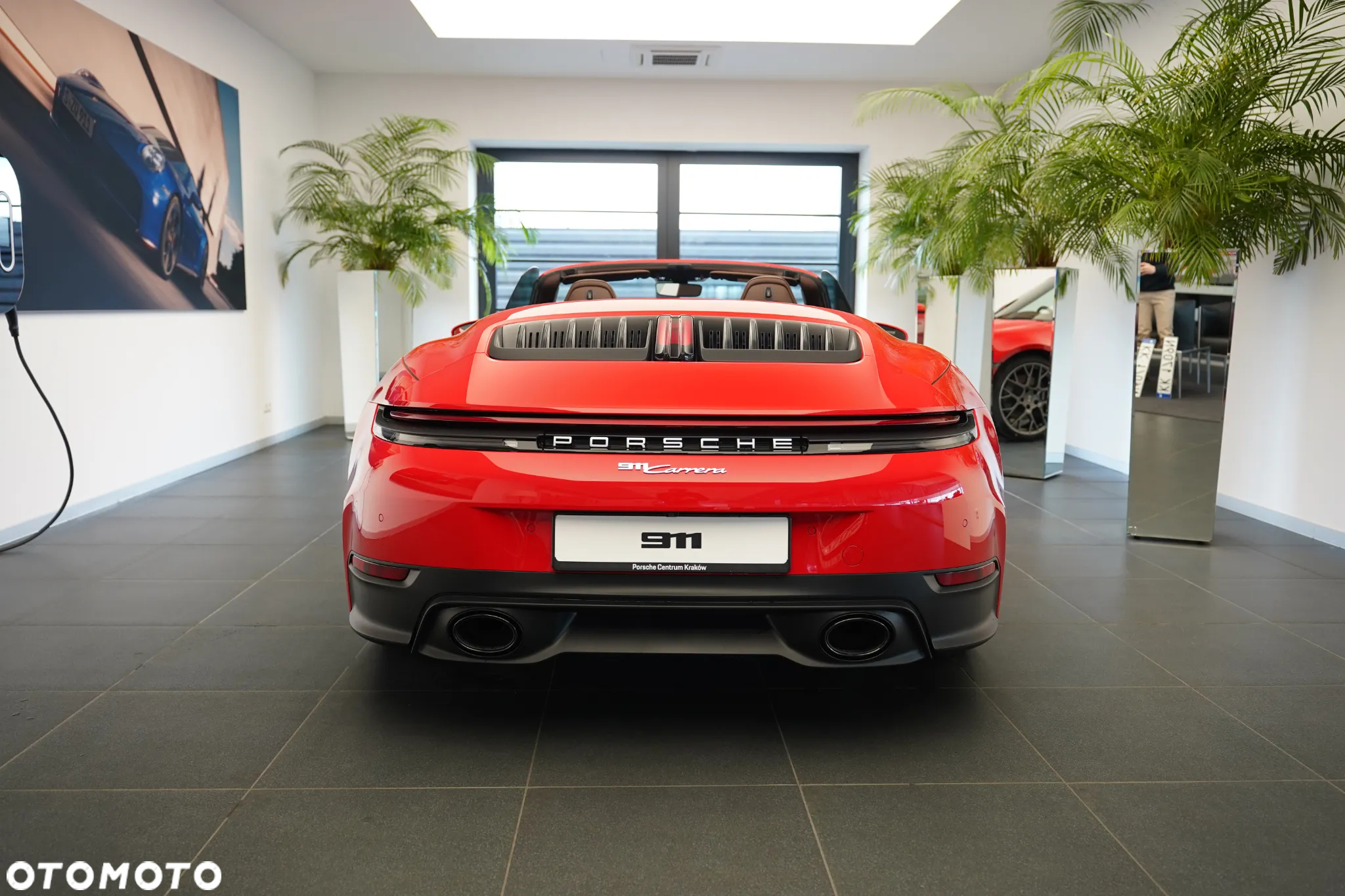 Porsche 911 Carrera Cabrio - 9