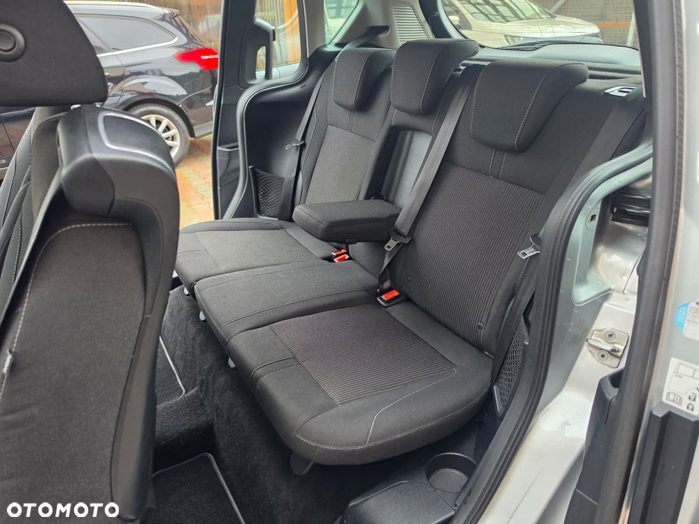 Ford B-MAX 1.6 Titanium - 21