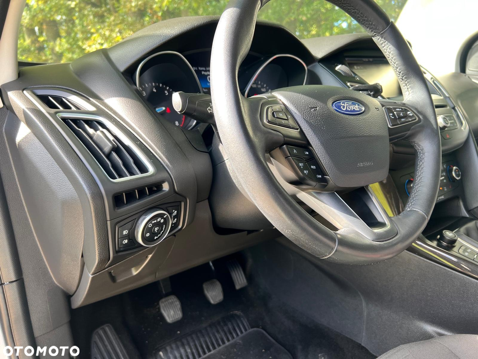 Ford Focus 1.5 EcoBoost Start-Stopp-System Titanium - 15