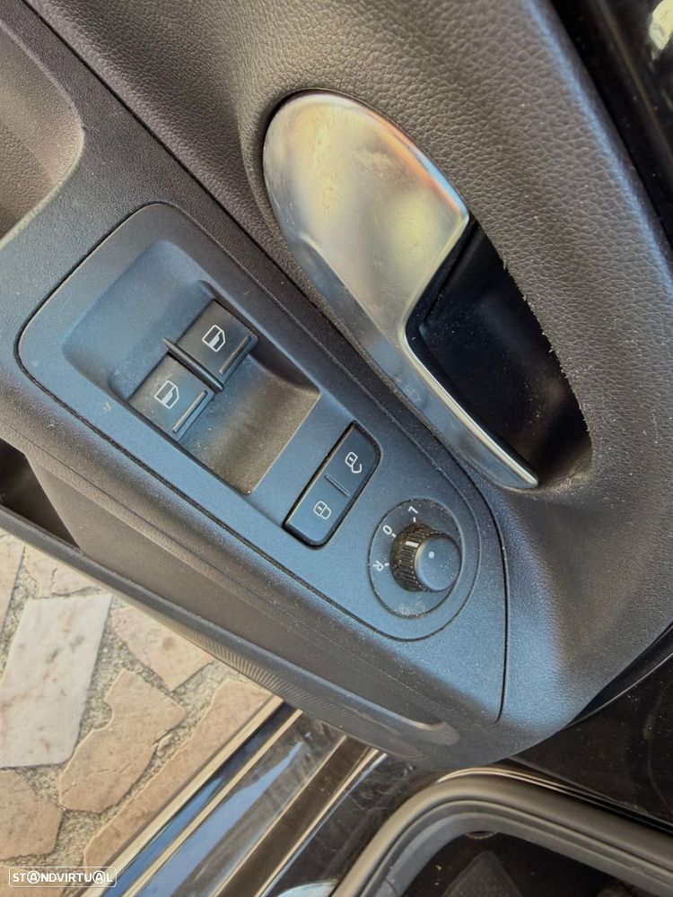 SEAT Mii - 25