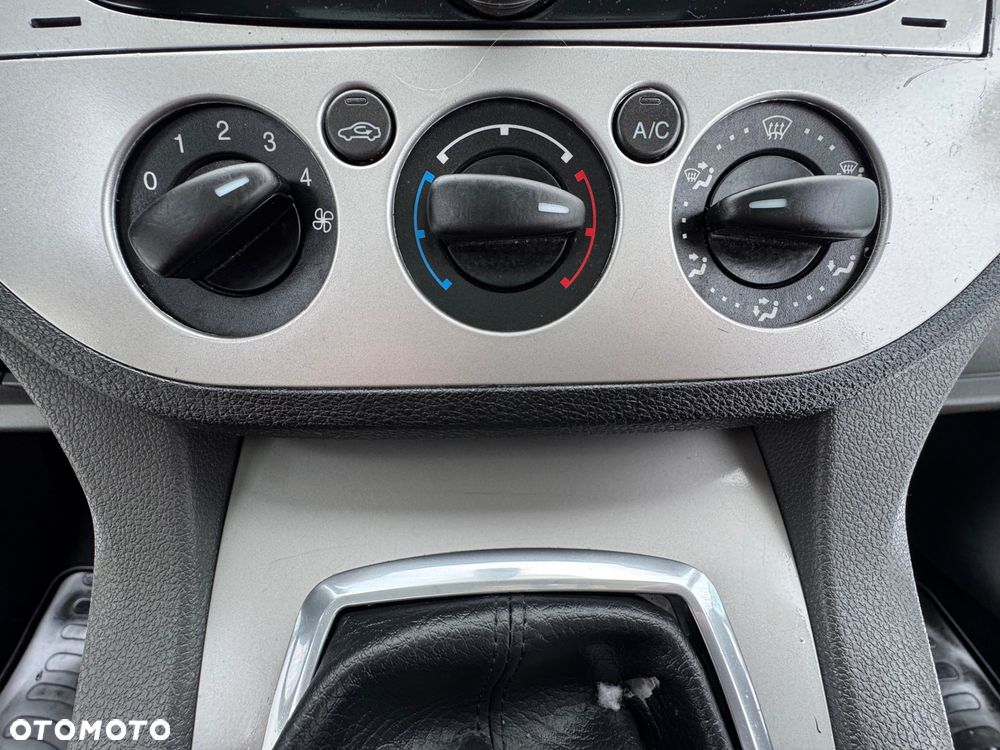 Ford Kuga 2.0 TDCi 4x4 Titanium - 23