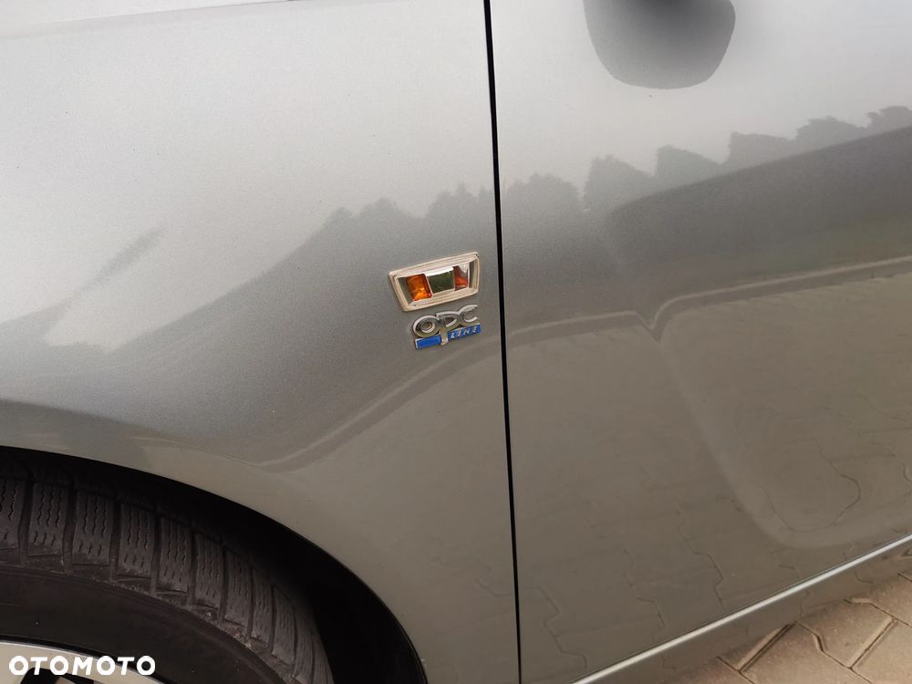 Opel Insignia - 17