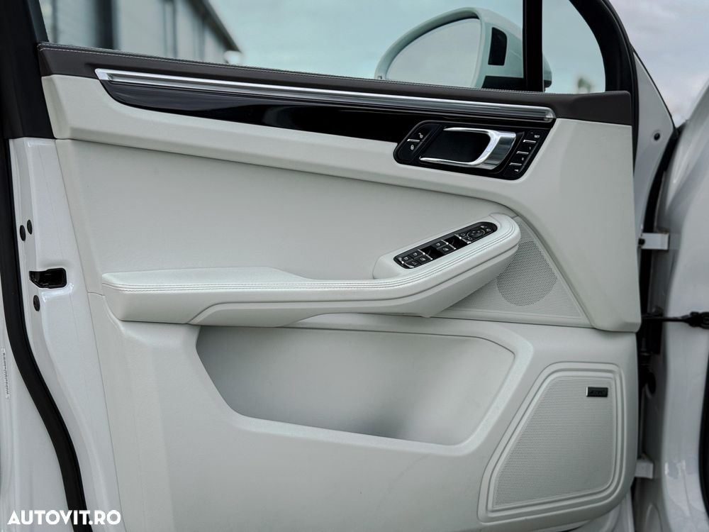 Porsche Macan 3.0 PDK S - 13