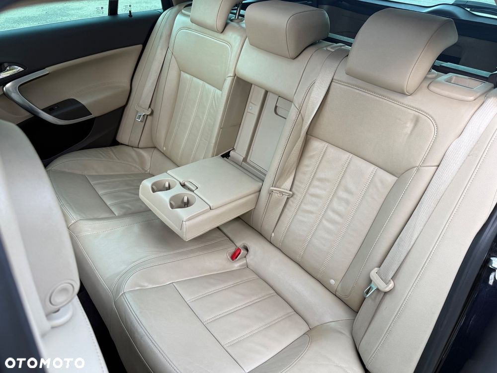 Opel Insignia 2.0 T Cosmo - 26