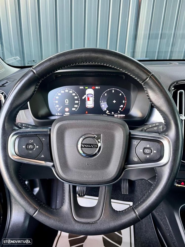 Volvo XC 40 2.0 D3 Momentum - 10