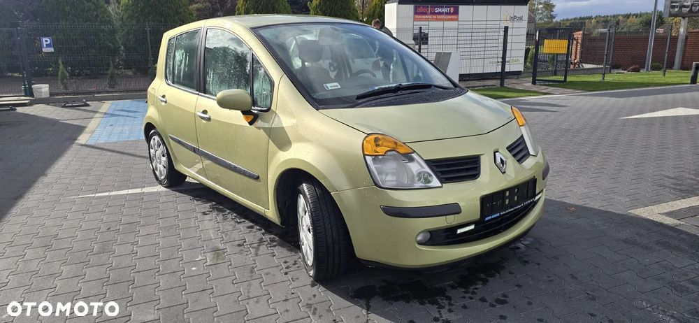 Renault Modus 1.6 16V Cite - 9