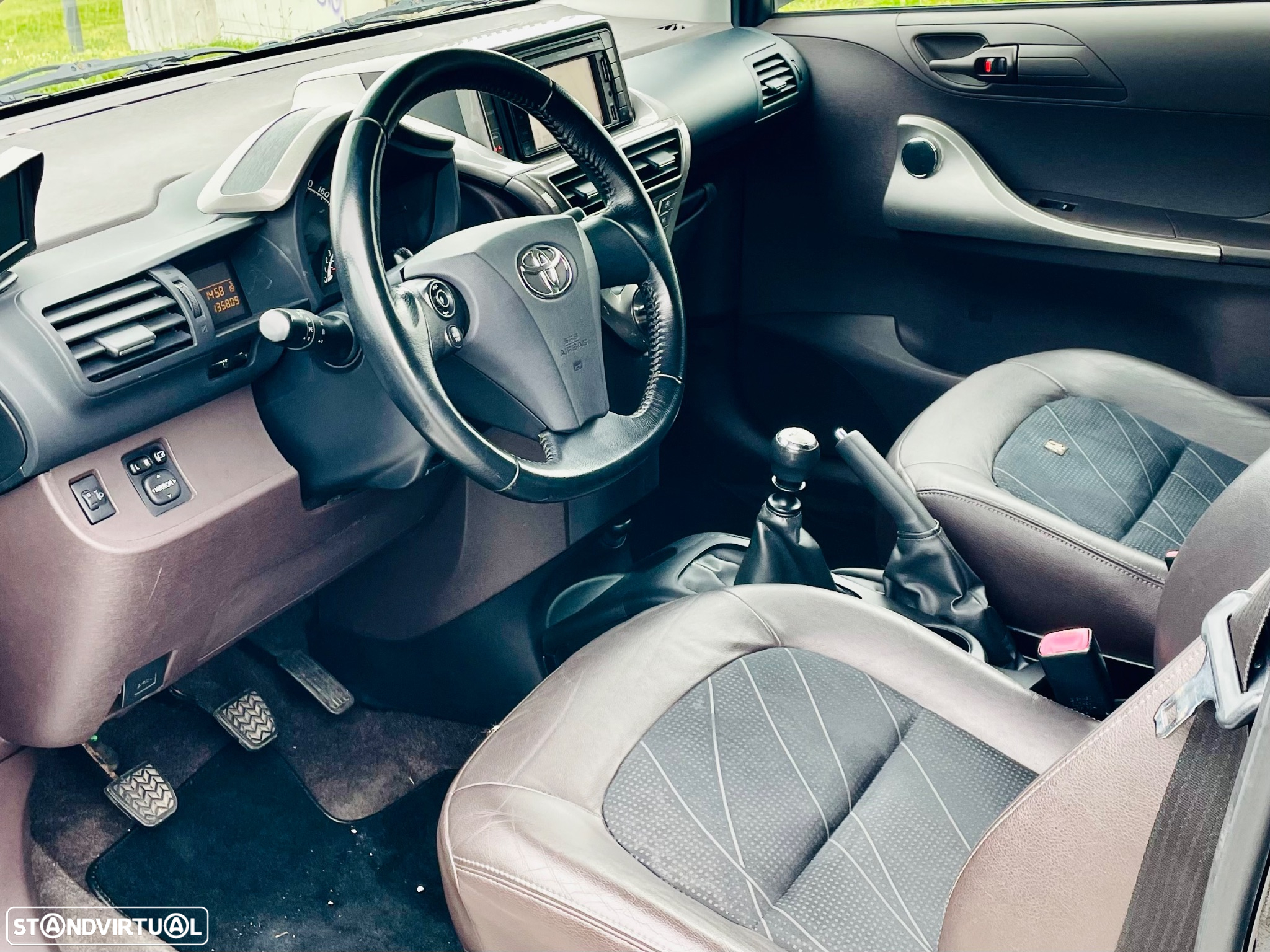 Toyota iQ 1.0 VVT-i 2 NAVI+Bluetooth - 8