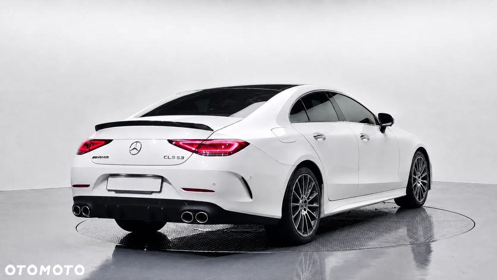 Mercedes-Benz CLS - 5