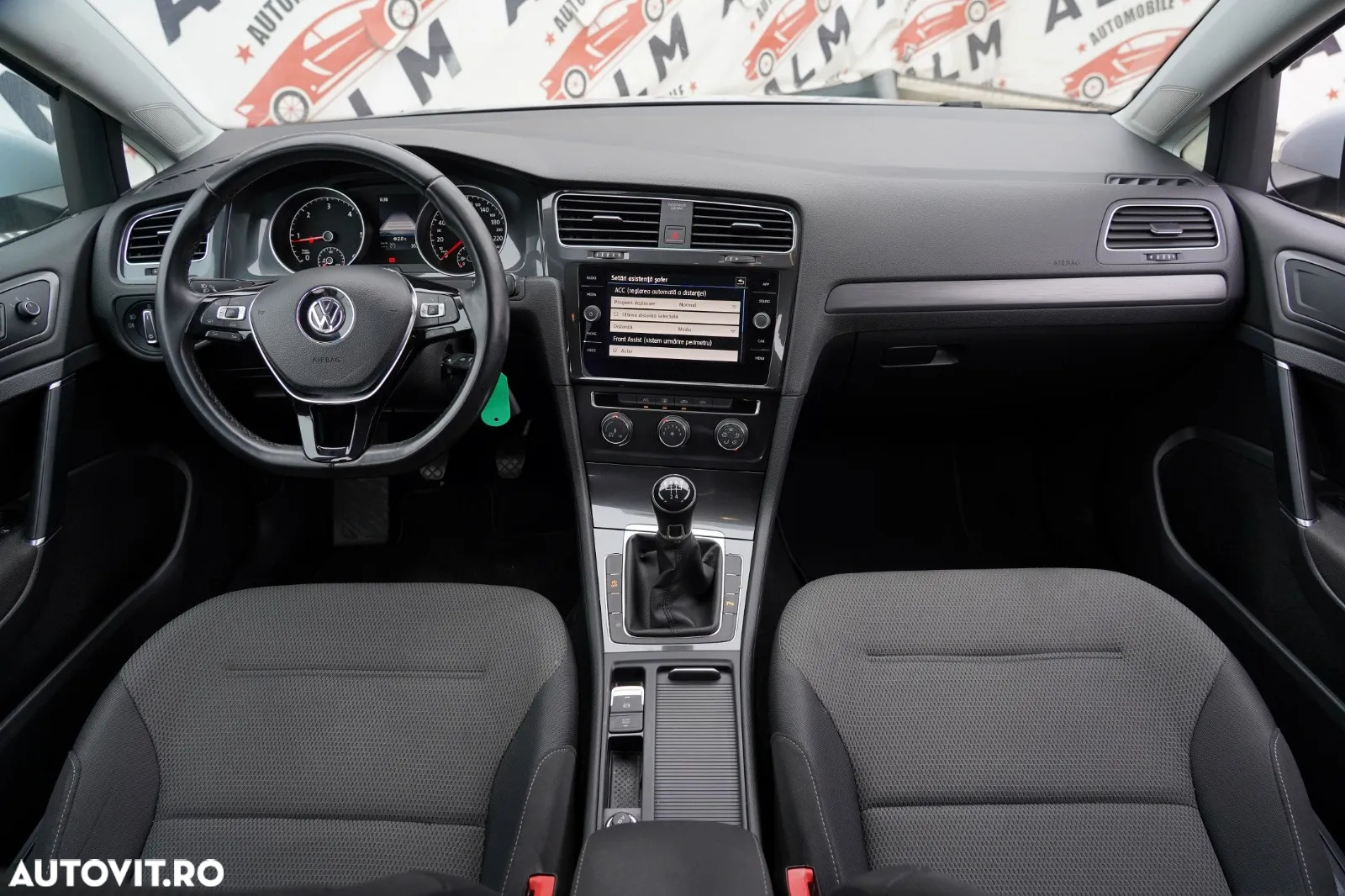 Volkswagen Golf 1.6 TDI Trendline - 10