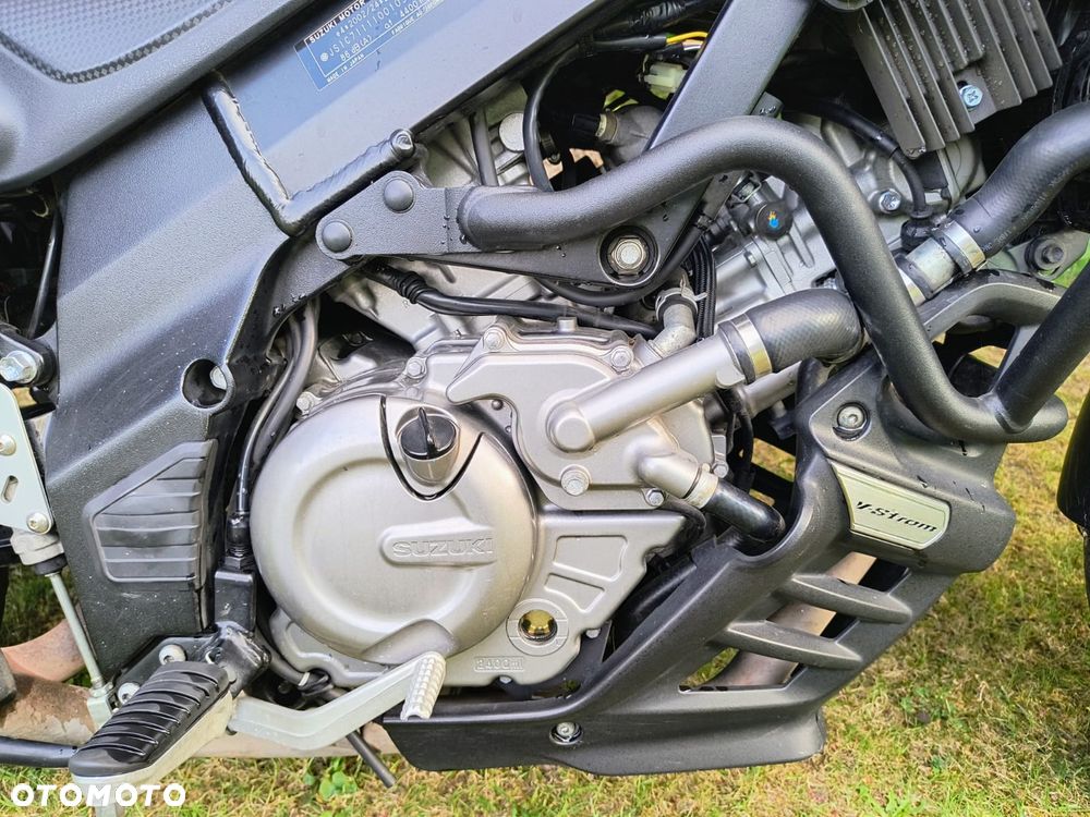 Suzuki DL - 17