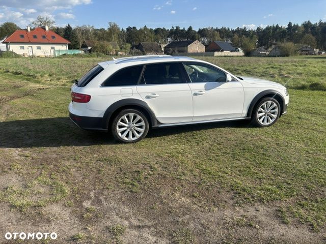 Audi A4 Allroad (clean diesel) 2.0 TDI DPF S tron - 5