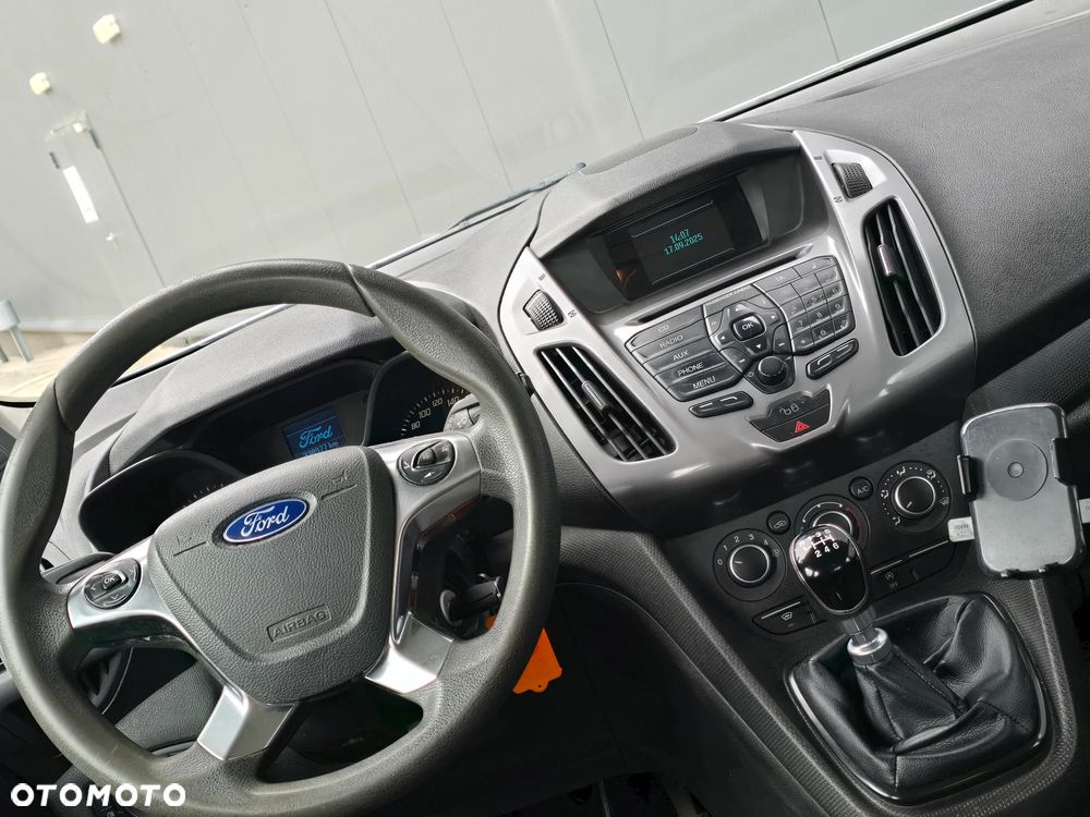 Ford Tourneo Connect - 4