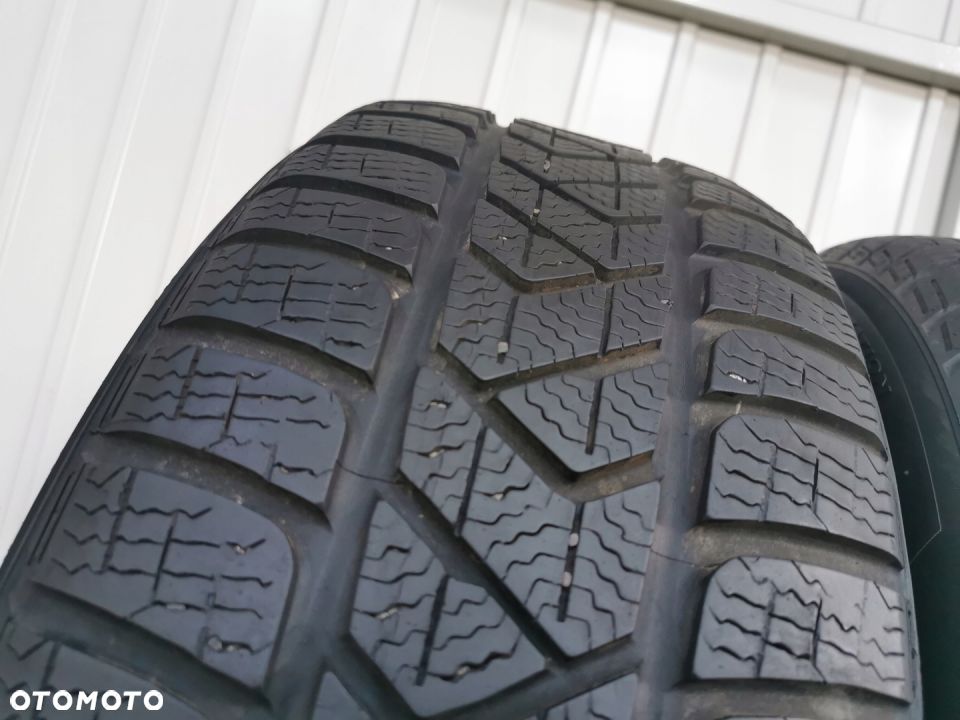 2x 215/60r16 pirelli zimowe 6mm 2621 - 2