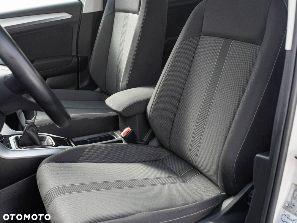 Volkswagen T-Roc - 12