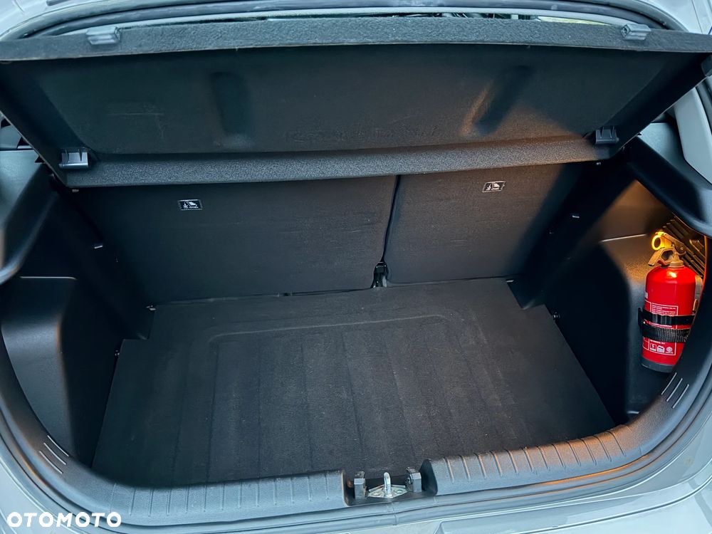 Hyundai i20 1.2 Comfort - 36