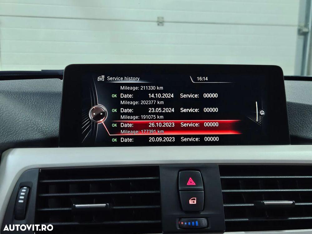 BMW Seria 3 320d Aut. Sport Line - 21