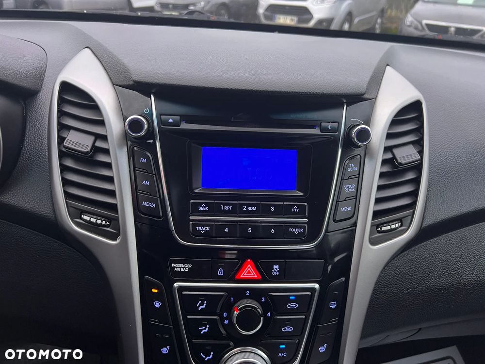 Hyundai i30 1.6 CRDi BlueDrive Comfort - 31