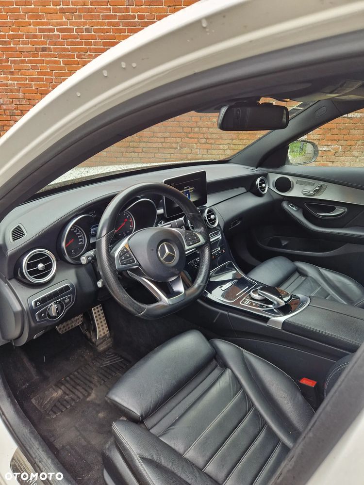Mercedes-Benz Klasa C AMG 43 4-Matic - 6