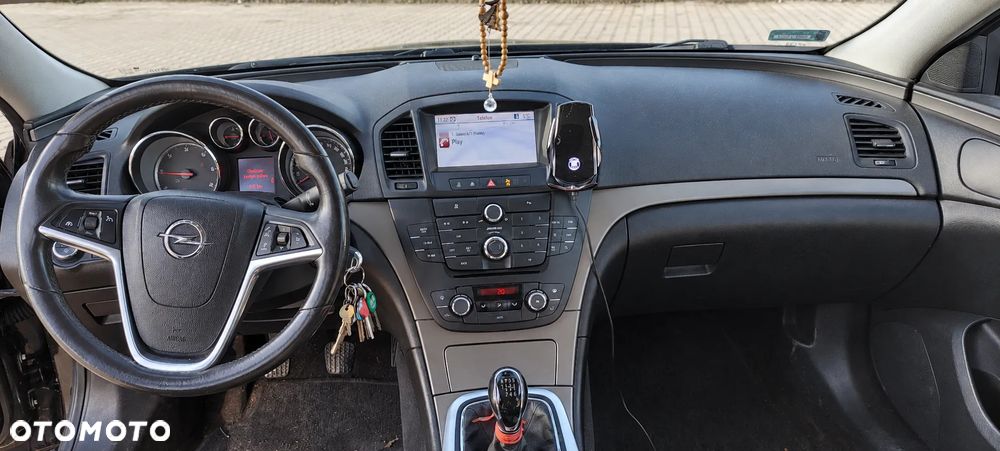 Opel Insignia - 8