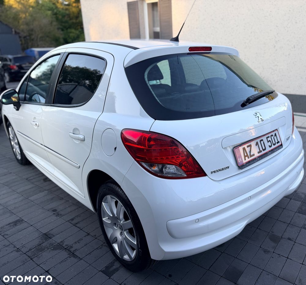 Peugeot 207 120 VTi Sport - 30