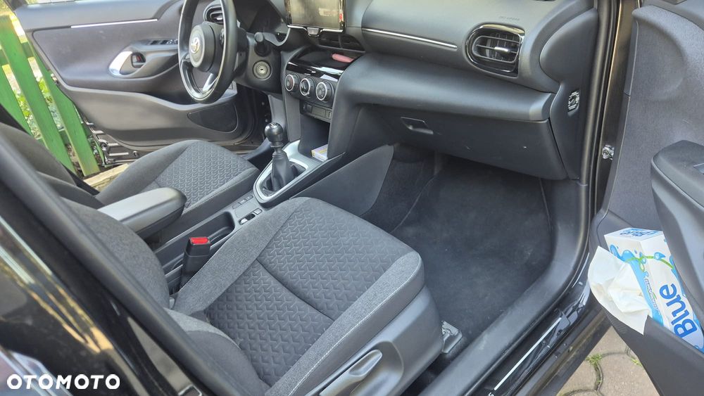 Toyota Yaris 1.5 Comfort - 6