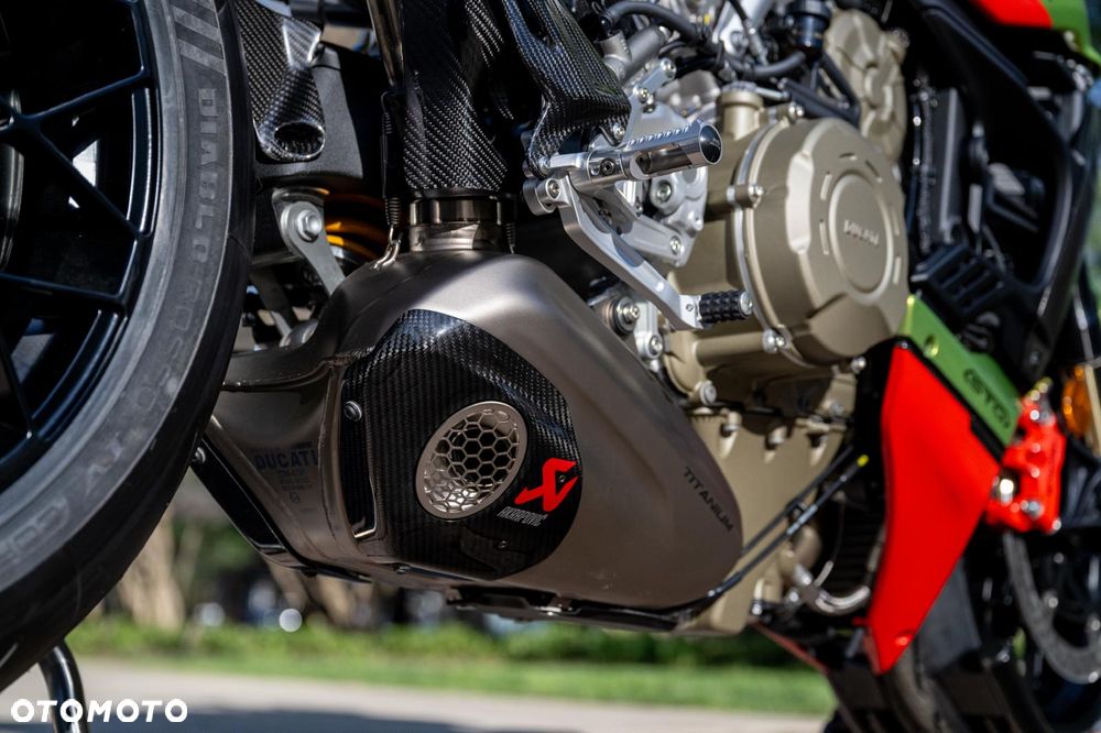 Ducati Streetfighter V4 - 13