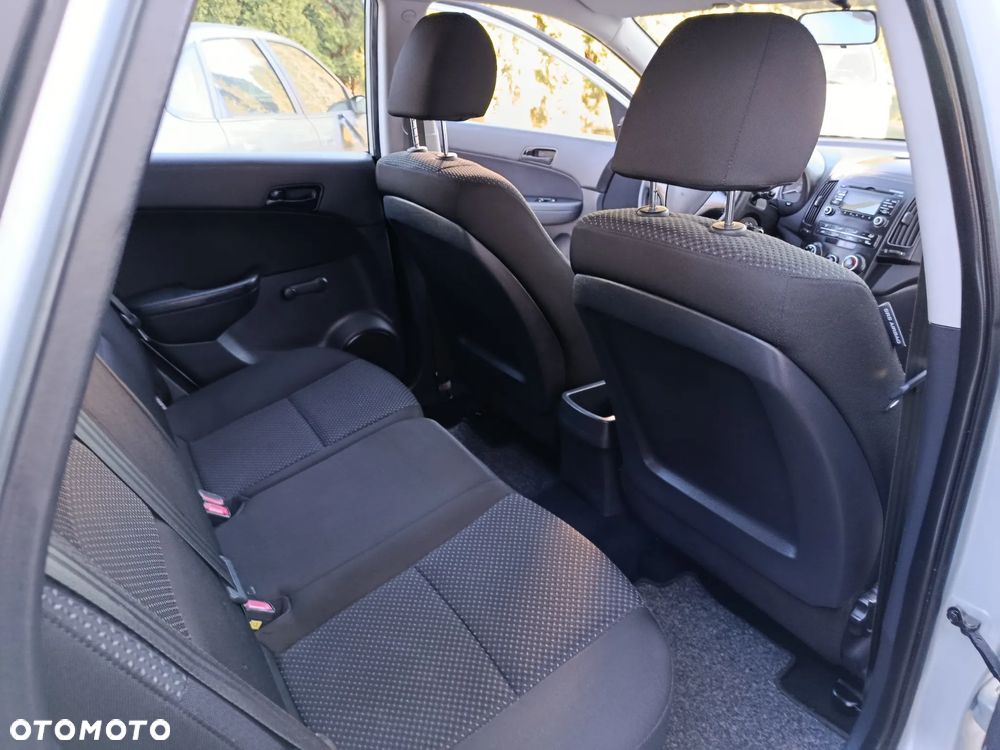 Hyundai i30 1.4 Blue Comfort - 34