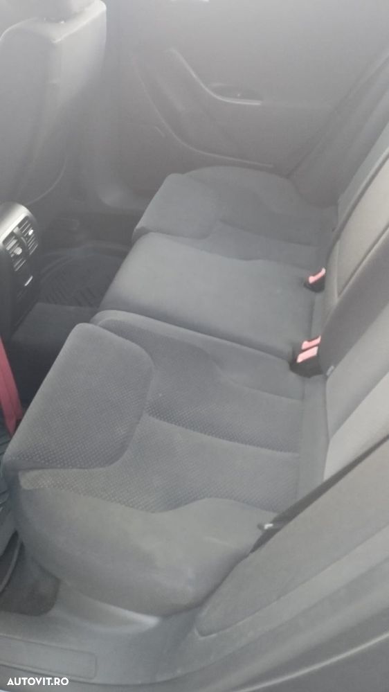 Volkswagen Passat 2.0TDI Comfortline DPF - 7