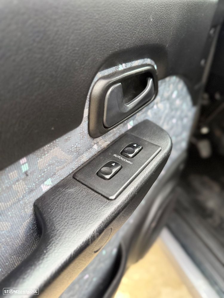 Hyundai Galloper - 15