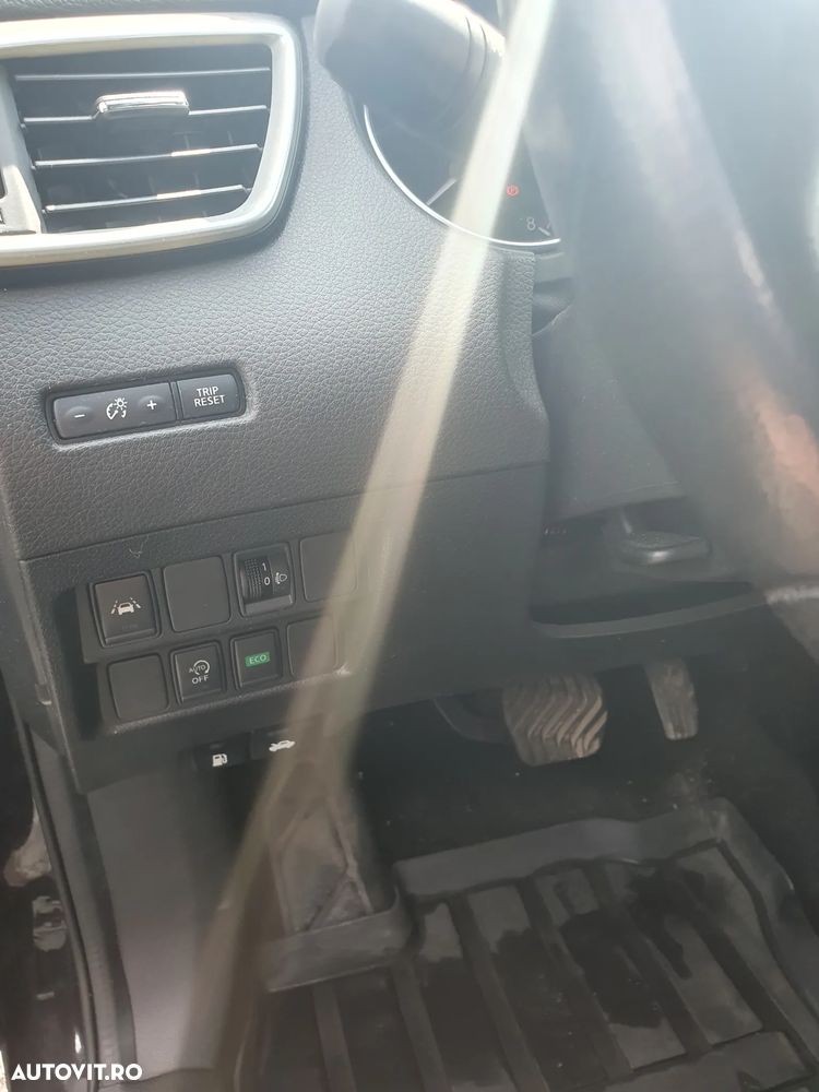 Nissan Qashqai 1.3 157CP 2WD DCT N-Connecta - 9