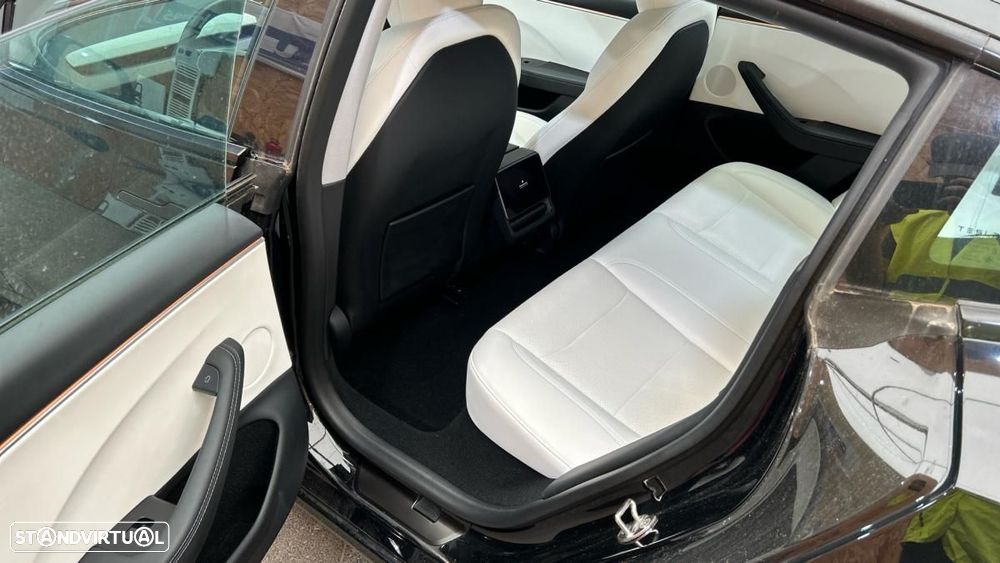 Tesla Model 3 Standard Range Plus RWD - 5