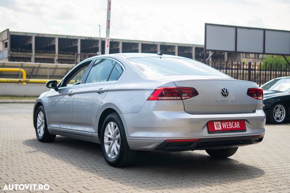 Volkswagen Passat - 3