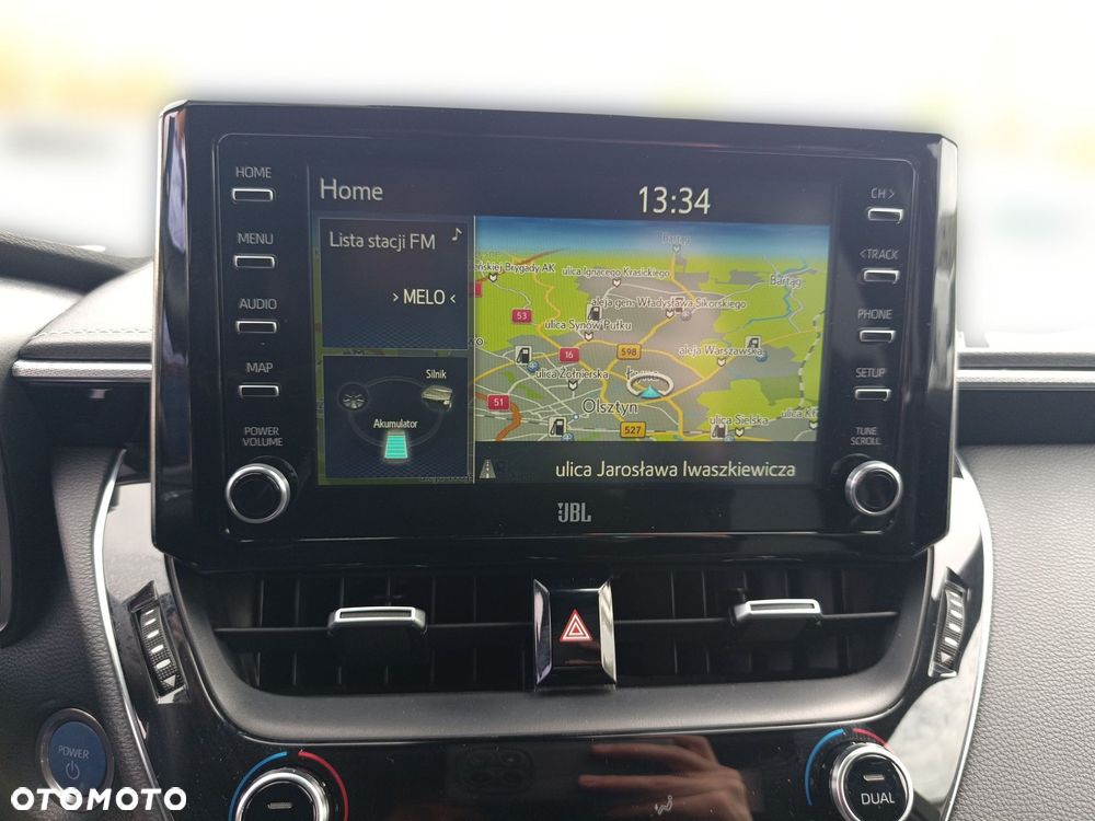 Toyota Corolla 2.0 Hybrid Executive - 22