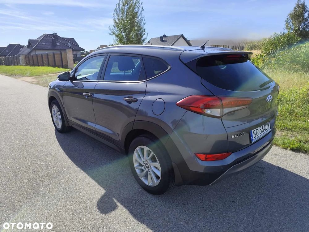 Hyundai Tucson 2.0 CRDI BlueDrive Comfort 2WD - 9