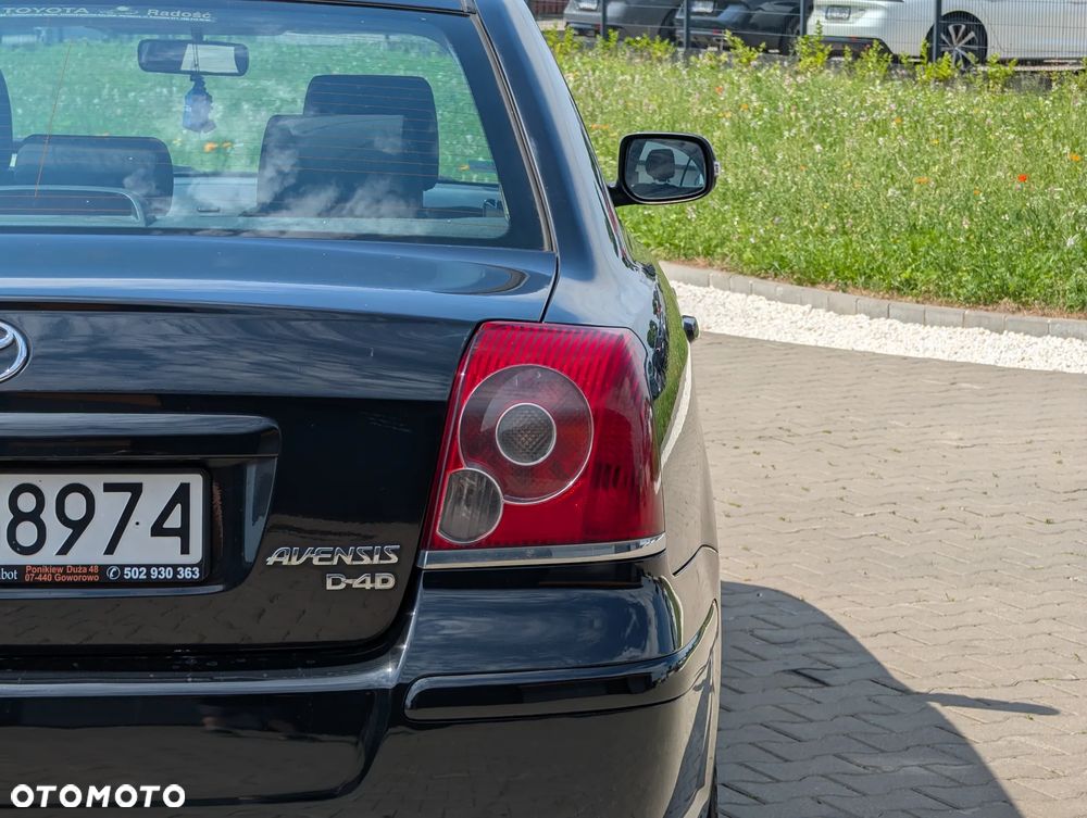 Toyota Avensis 2.0 D-4D Edition - 14