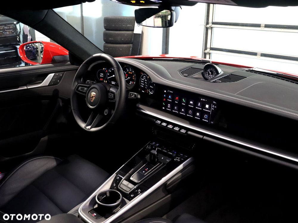 Porsche 911 Carrera Turbo S - 18